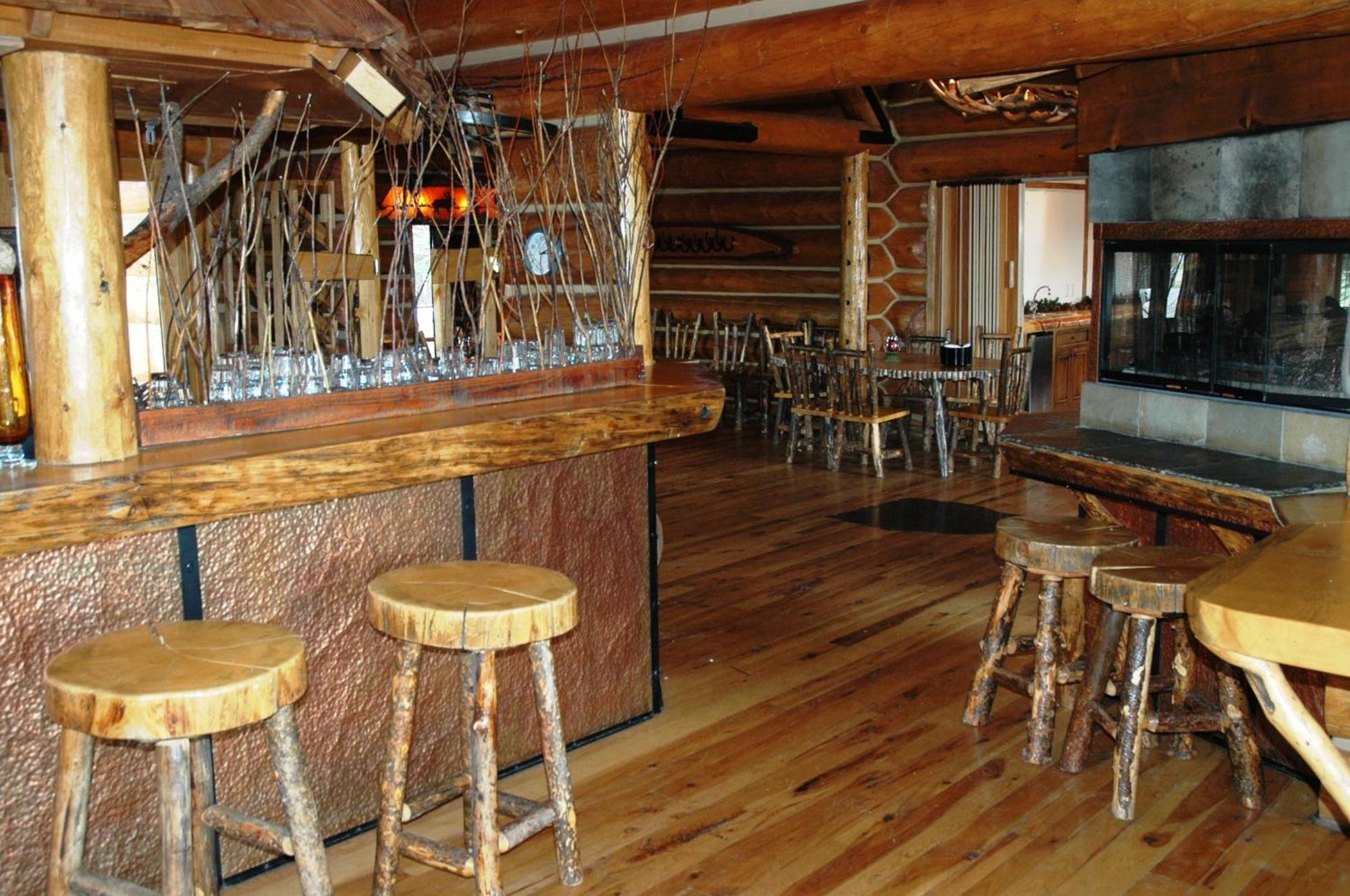 The Hatchet Resort Moran Exterior foto